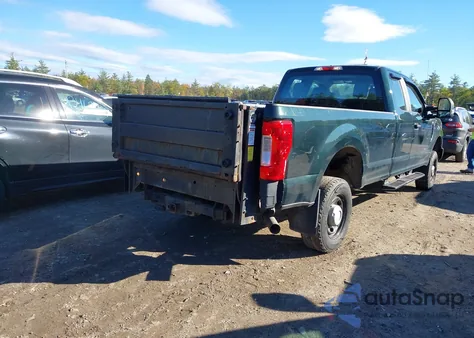 2017 Ford F-250 Xl z USA, uszkodzony, nr VIN 1FT7X2B67HEB70863